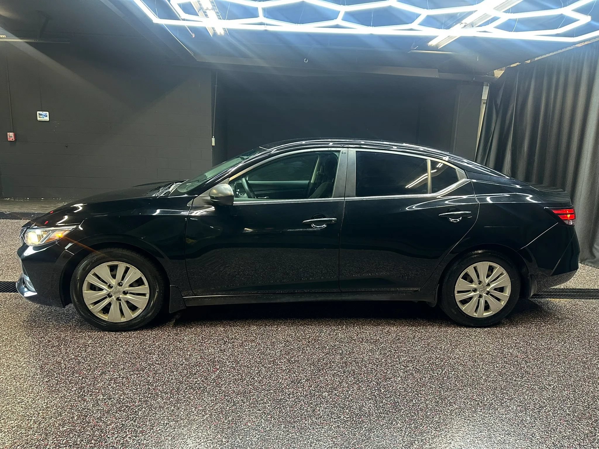 Used 2021 Nissan Sentra S FWD image 4