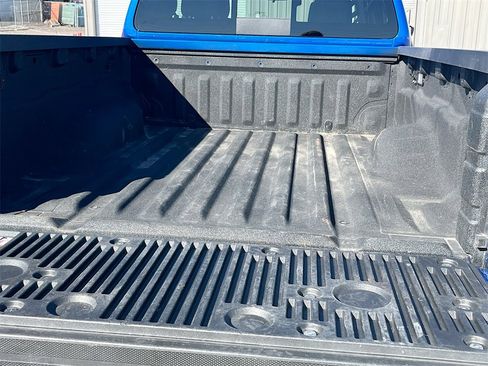 Used 2024 Nissan Frontier SV w/ SV Convenience Package image 25