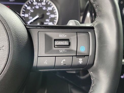 Used 2024 Nissan Pathfinder SL w/ SL Premium Package FWD image 27