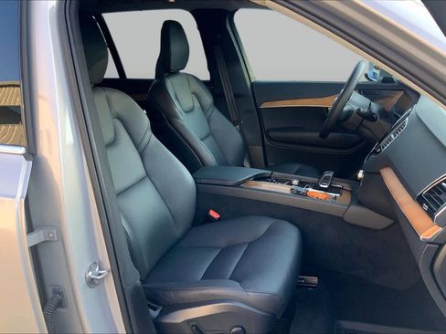 Used 2023 Volvo XC90 B6 Plus w/ Protection Package Premier AWD/4WD image 9