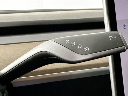 Used 2023 Tesla Model Y Long Range image 20