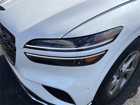 New 2026 Genesis GV70 2.5T Advanced image 14