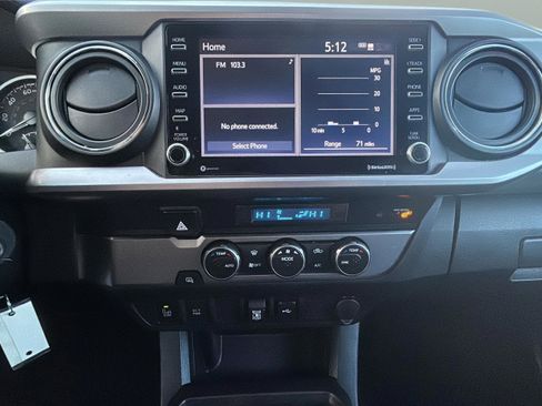 Used 2022 Toyota Tacoma SR5 w/ Technology Package image 20
