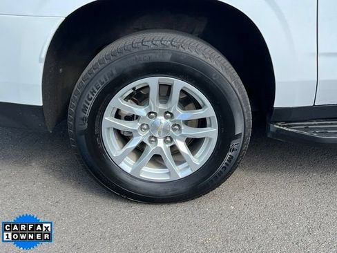 Used 2023 Chevrolet Suburban LT w/ Max Trailering Package AWD/4WD image 9