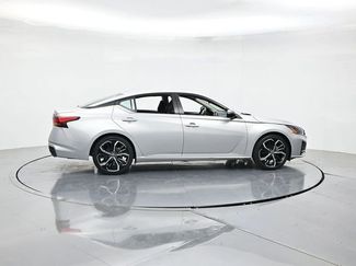 Used 2024 Nissan Altima 2.5 SR FWD video 2