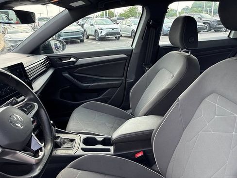 Used 2025 Volkswagen Jetta Sport FWD image 23