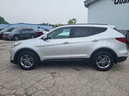 Used 2018 Hyundai Santa Fe Sport w/ 2.4L Tech Package 04 AWD/4WD image 26