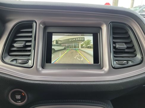 Used 2023 Dodge Challenger SXT image 10