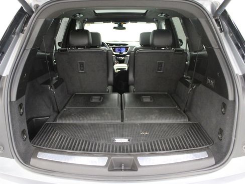 Certified 2024 Cadillac XT6 Sport w/ LPO, Floor Liner Package image 9