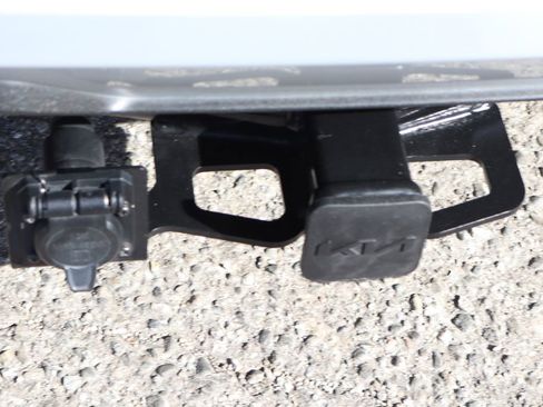 Used 2025 Kia Carnival image 55