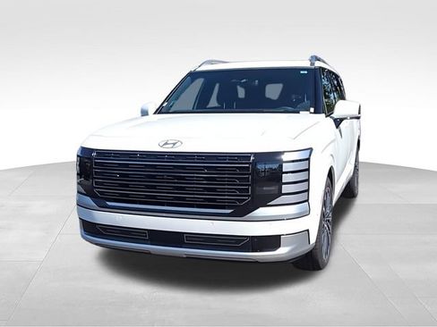 New 2026 Hyundai Palisade Calligraphy FWD image 3