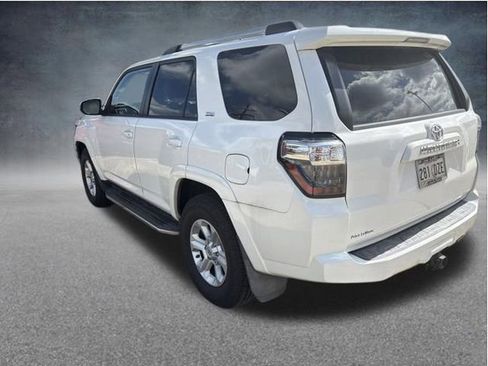 Used 2020 Toyota 4Runner SR5 Premium RWD image 11