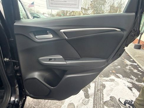 Used 2019 Honda Fit LX image 17