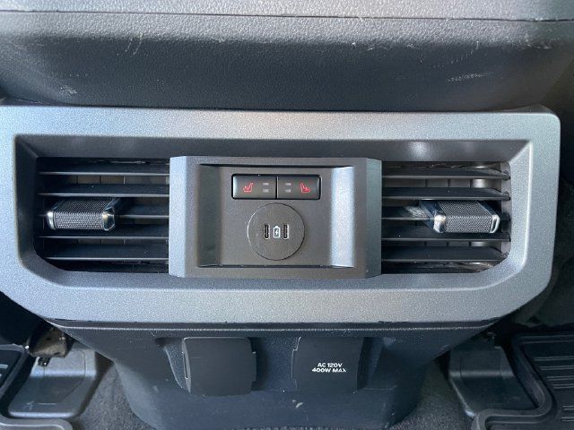 Used 2023 Ford F250 Lariat w/ Black Appearance Package AWD/4WD image 29