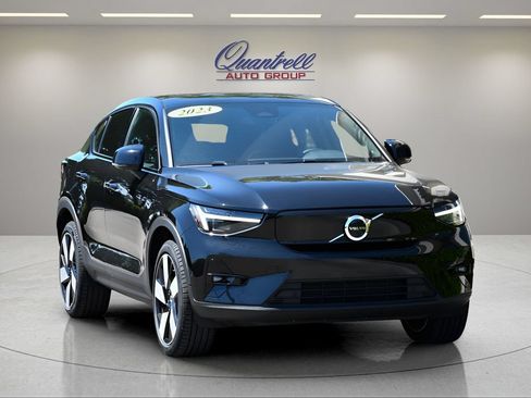 Certified 2023 Volvo C40 P8 Recharge Ultimate w/ Protection Package Premier AWD/4WD image 2