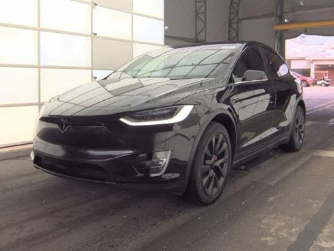 Used 2020 Tesla Model X Performance image 1