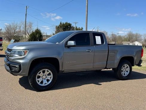 Used 2022 Chevrolet Colorado LT w/ Fleet Safety Package image 3