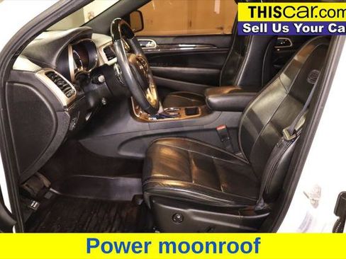 Used 2017 Jeep Grand Cherokee Overland image 24