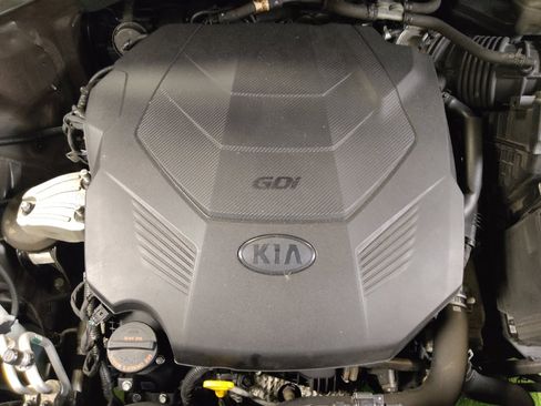 Used 2020 Kia Sorento FWD V6 image 30