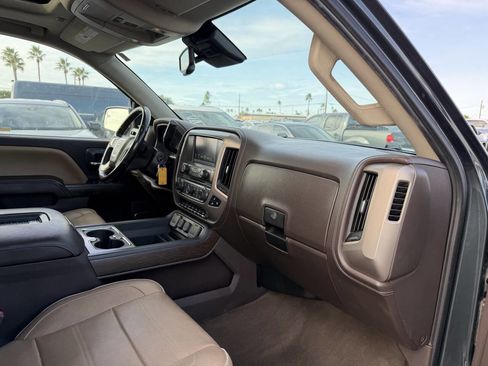 Used 2018 GMC Sierra 1500 Denali w/ Denali Ultimate Package image 32