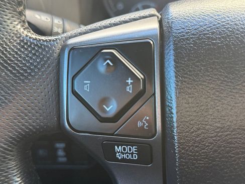 Certified 2022 Toyota Tacoma TRD Sport image 18