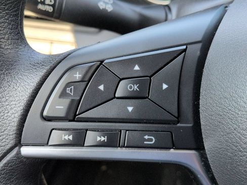 Used 2025 Nissan Altima 2.5 SV FWD image 20