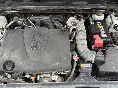 Used 2019 Toyota Avalon XLE image 31