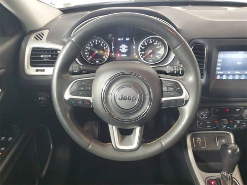 Used 2021 Jeep Compass Latitude image 14