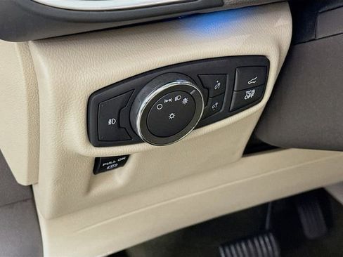 Used 2020 Lincoln Nautilus Reserve image 12