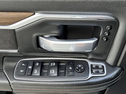 Used 2024 RAM 2500 Laramie w/ Safety Group image 34