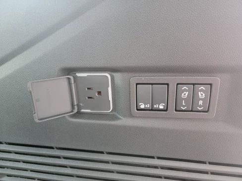 New 2026 Chevrolet Tahoe High Country image 20