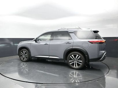 Used 2024 Nissan Pathfinder Platinum