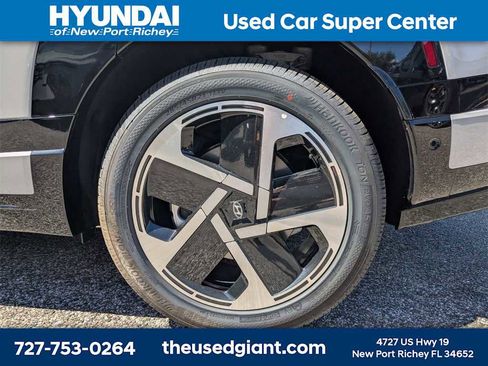 New 2026 Hyundai Ioniq 9 Limited image 15