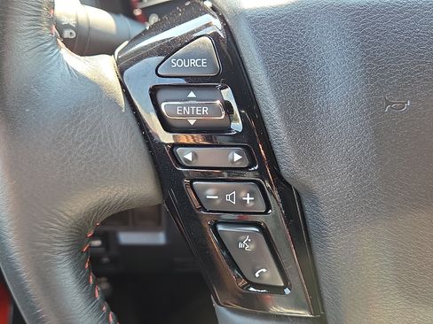Used 2025 Nissan Frontier PRO-4X w/ Interior Protection Package AWD/4WD image 21