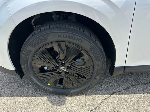 New 2026 Nissan Murano SV image 35