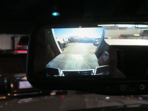 Used 2013 Chevrolet Avalanche LS image 43