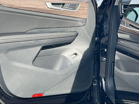 New 2026 Volkswagen Atlas SEL Premium R-Line image 23