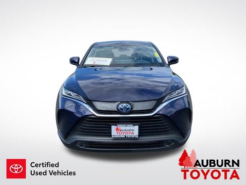 Certified 2024 Toyota Venza LE AWD/4WD image 3