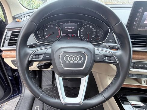 Used 2022 Audi Q5 2.0T Premium AWD/4WD image 14