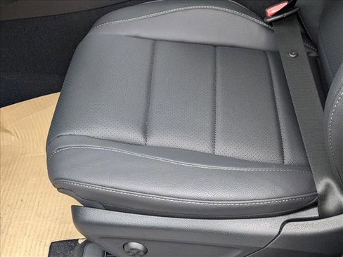 Certified 2025 Mercedes-Benz GLE 350 GLE 350 image 4