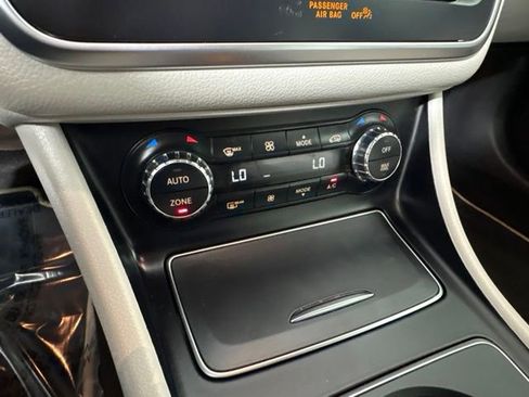 Used 2020 Mercedes-Benz GLA 250 image 27