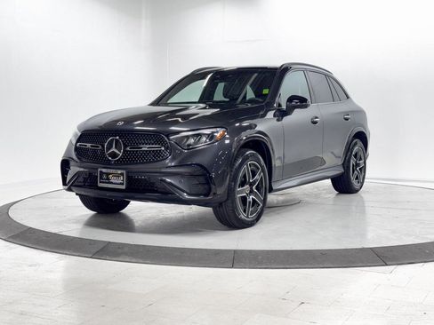 Used 2024 Mercedes-Benz GLC 300 GLC 300 w/ AMG Line image 3