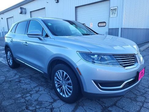 Used 2018 Lincoln MKX Select w/ Select Plus Package AWD/4WD image 20