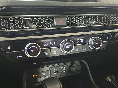 Used 2022 Honda Civic Touring image 20