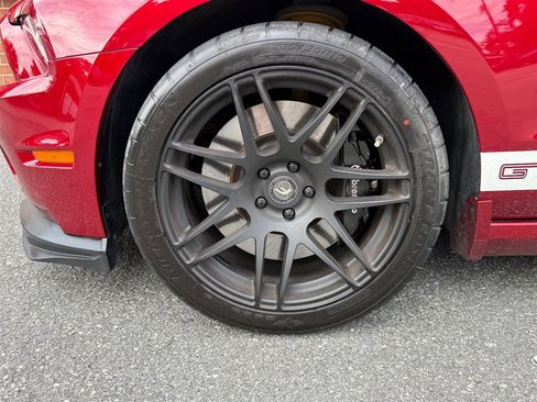 Used 2014 Ford Mustang Shelby GT500 w/ SVT Track Pack image 17