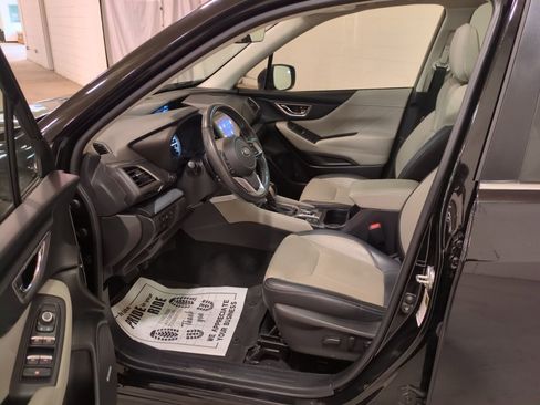 Used 2021 Subaru Forester Limited image 17