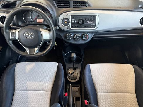 Used 2012 Toyota Yaris LE FWD image 15