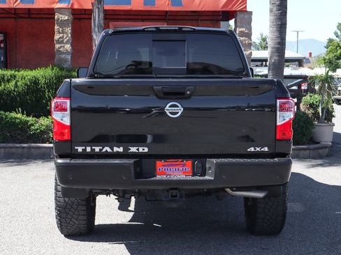 Used 2021 Nissan Titan S w/ HD Front GAWR Package AWD/4WD image 7
