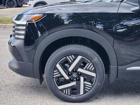 New 2026 Nissan Kicks SV image 5