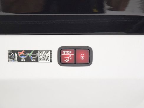 Certified 2023 Mercedes-Benz EQS 450+ EQS 450 image 31